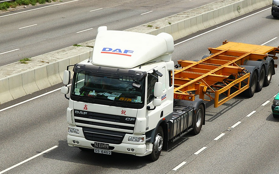 中澳物流平板車,中澳物流吊機(jī)車,中澳物流矮排車 中澳物流平板車,中澳物流吊機(jī)車,中澳物流矮排車