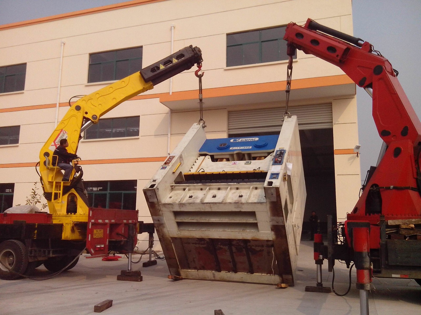 中港平板車運輸,中港吊機車運輸,中港平板車運輸公司 中港平板車運輸,中港吊機車運輸,中港平板車運輸公司